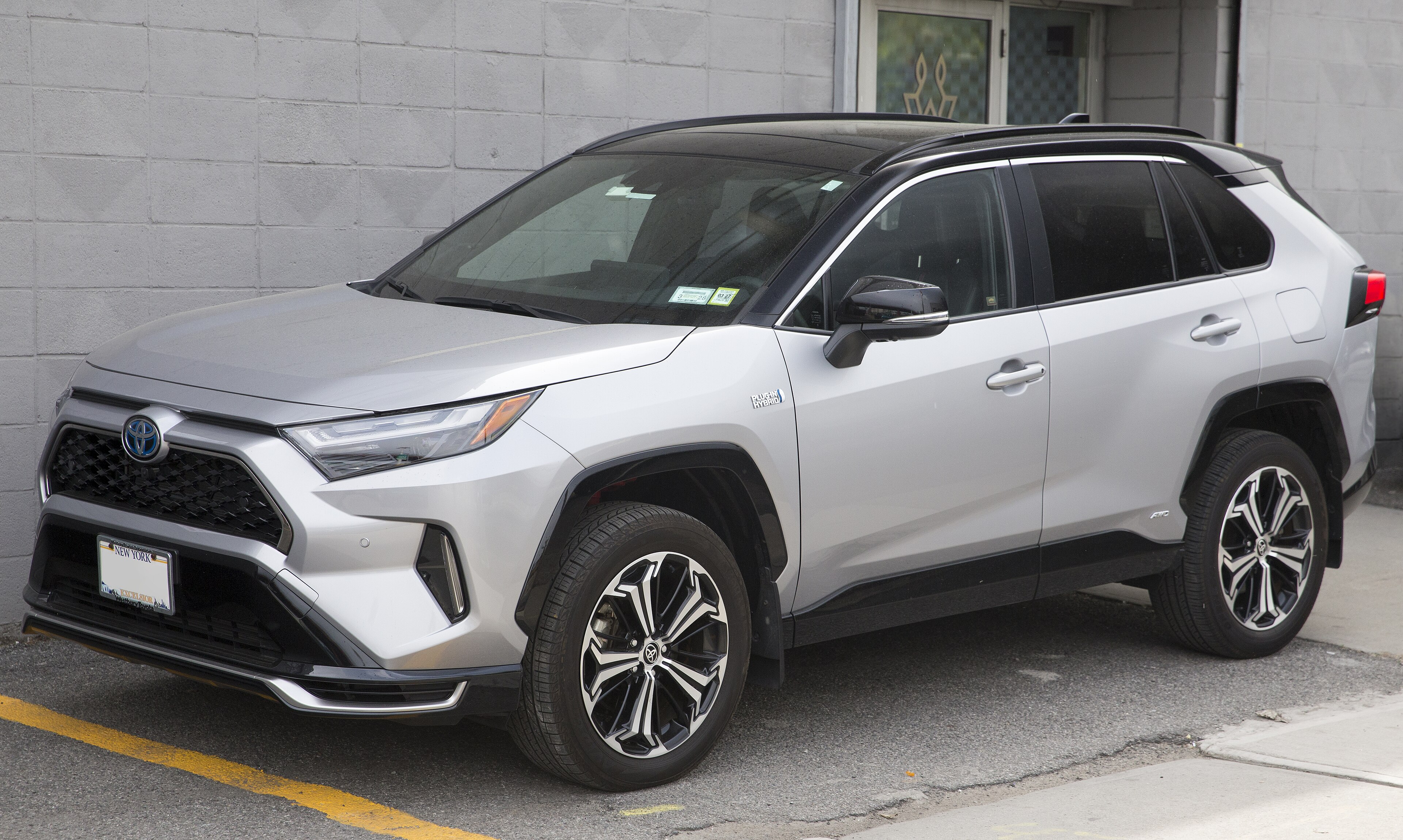 SUV
